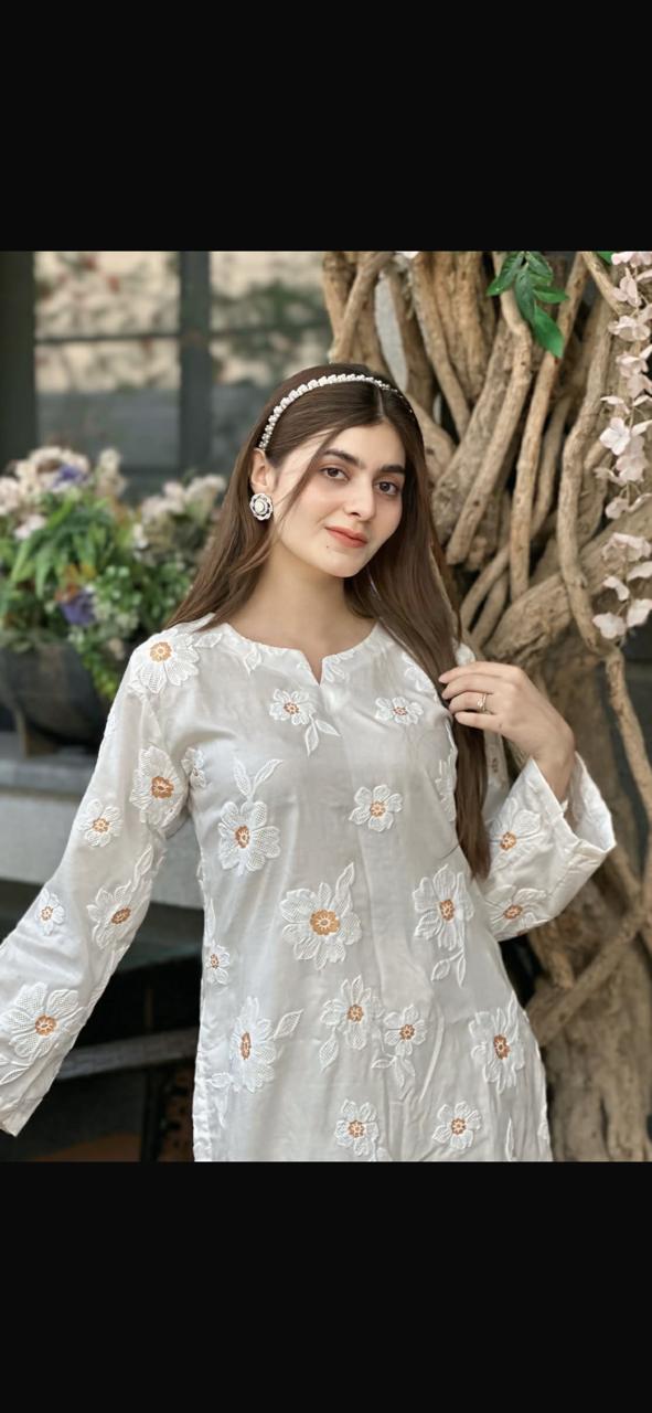 Blush Embosed Trending 2PC