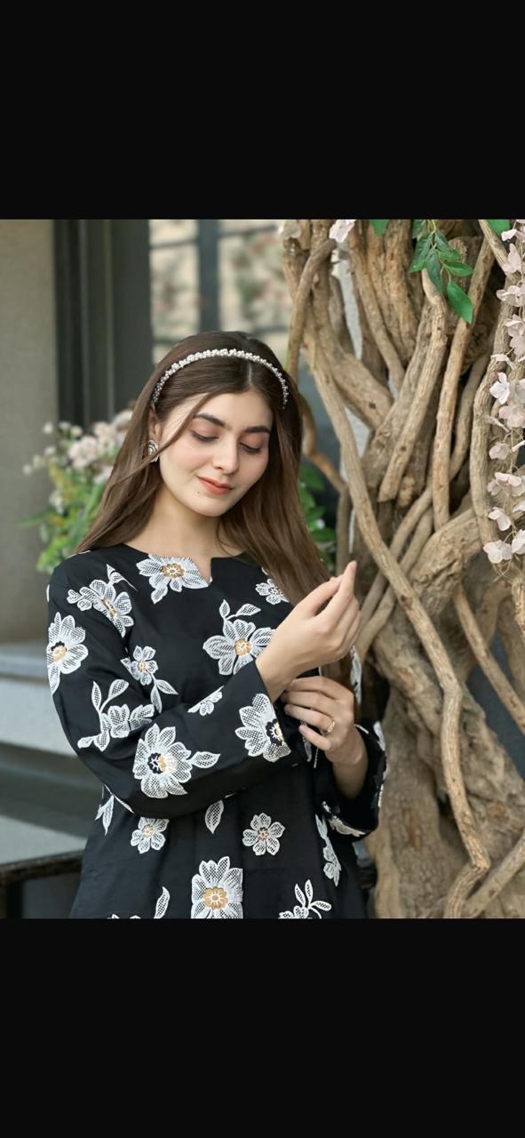 Blush Embosed Trending 2PC