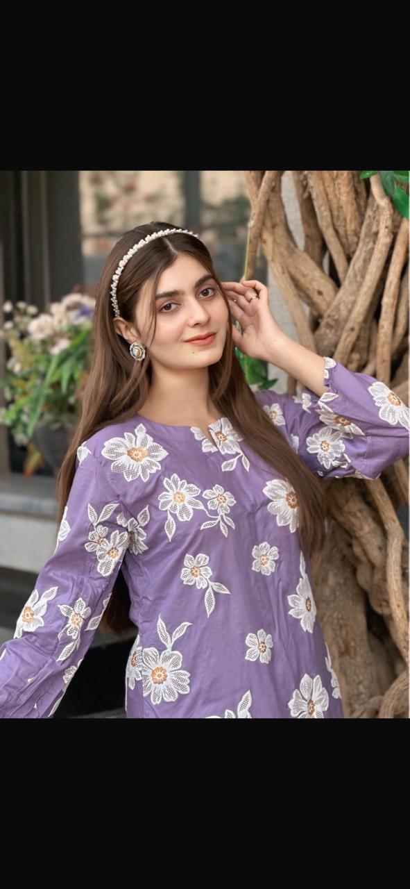 Blush Embosed Trending 2PC