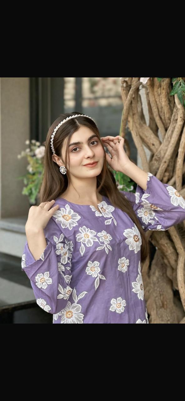 Blush Embosed Trending 2PC