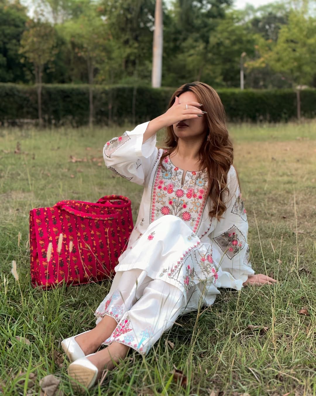 WHITE DOVE 2pc