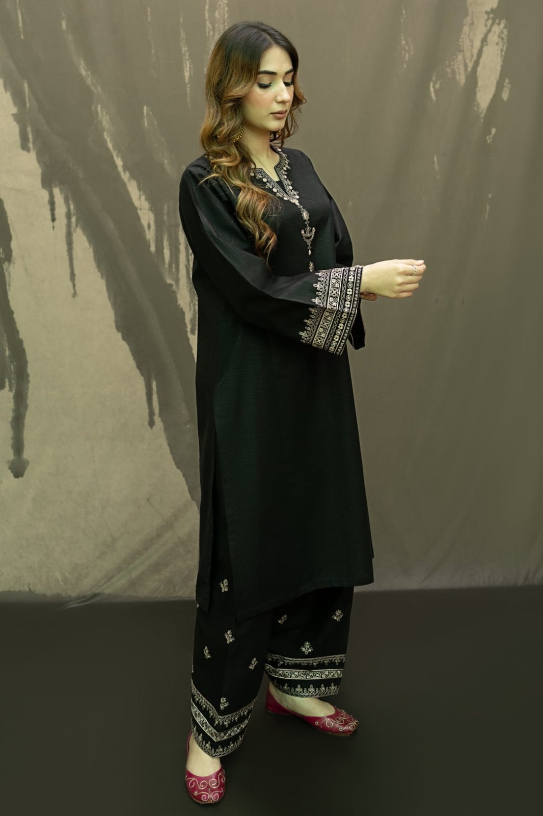 BLACK IRIS 2pc