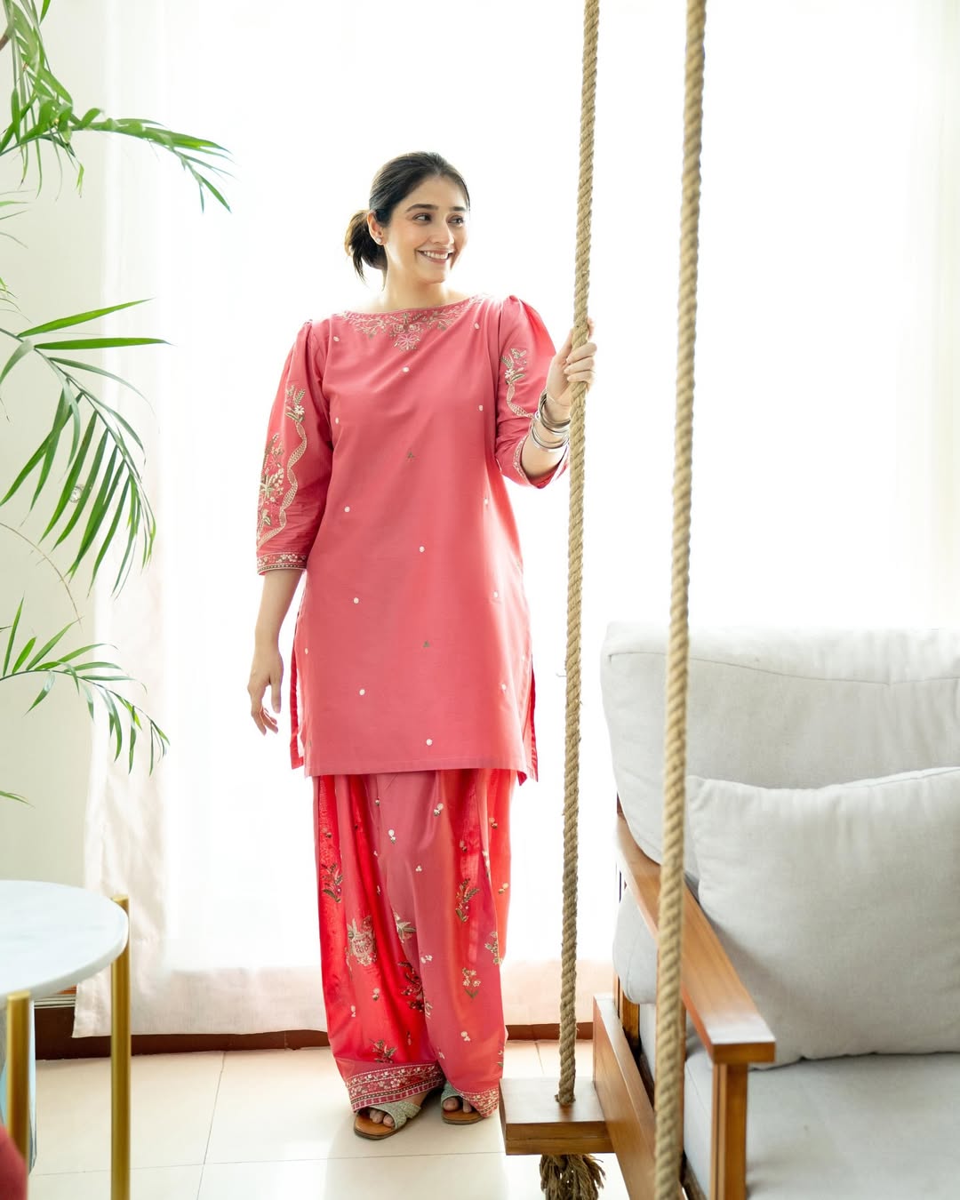 MEHAK 2pc
