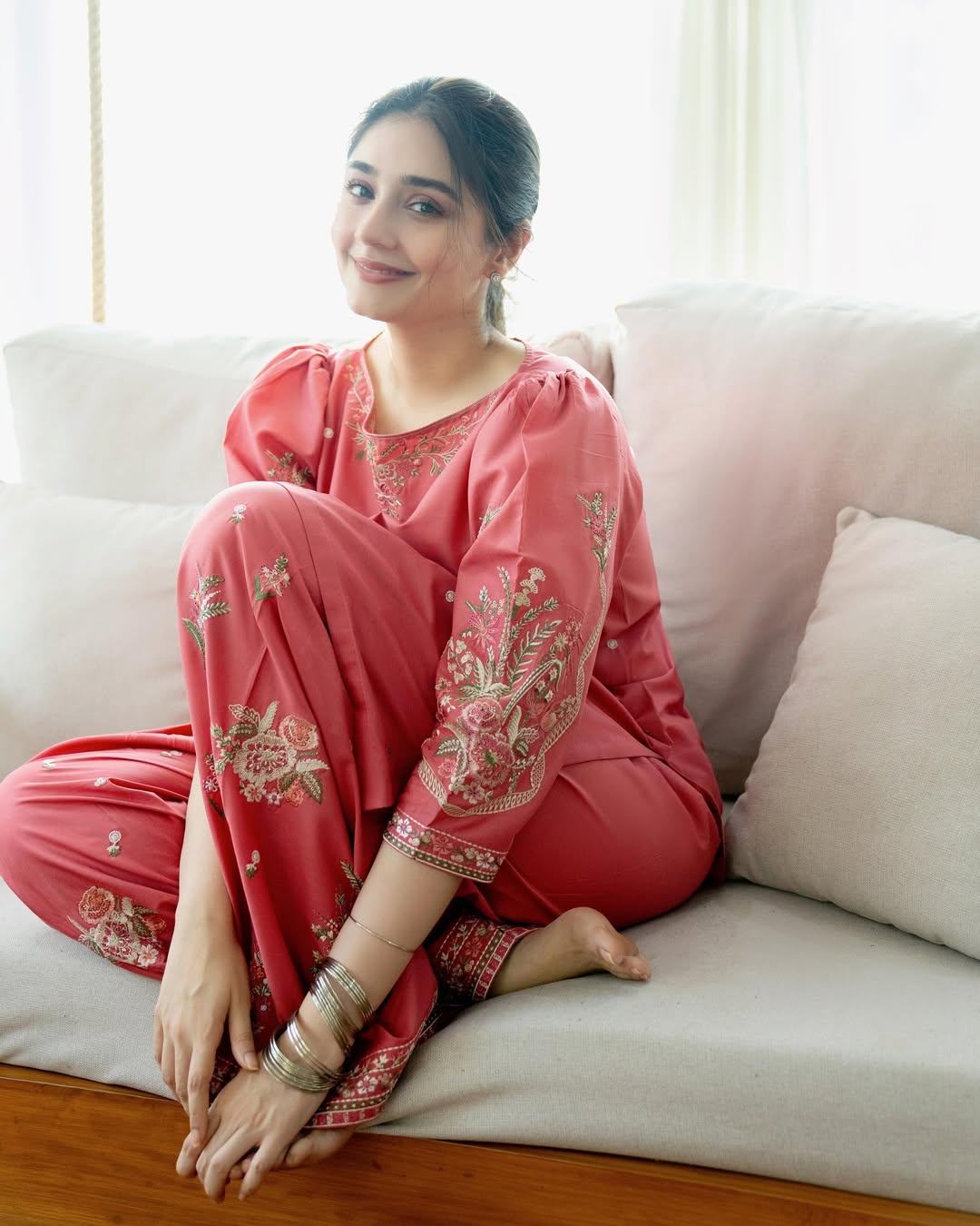 MEHAK 2pc