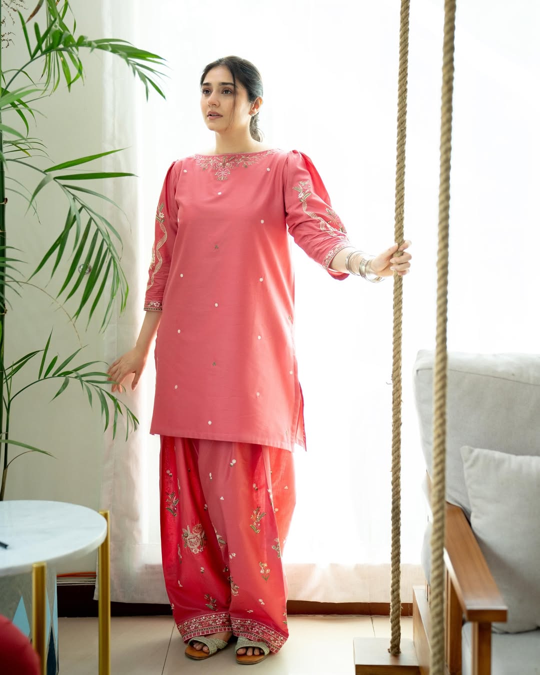 MEHAK 2pc